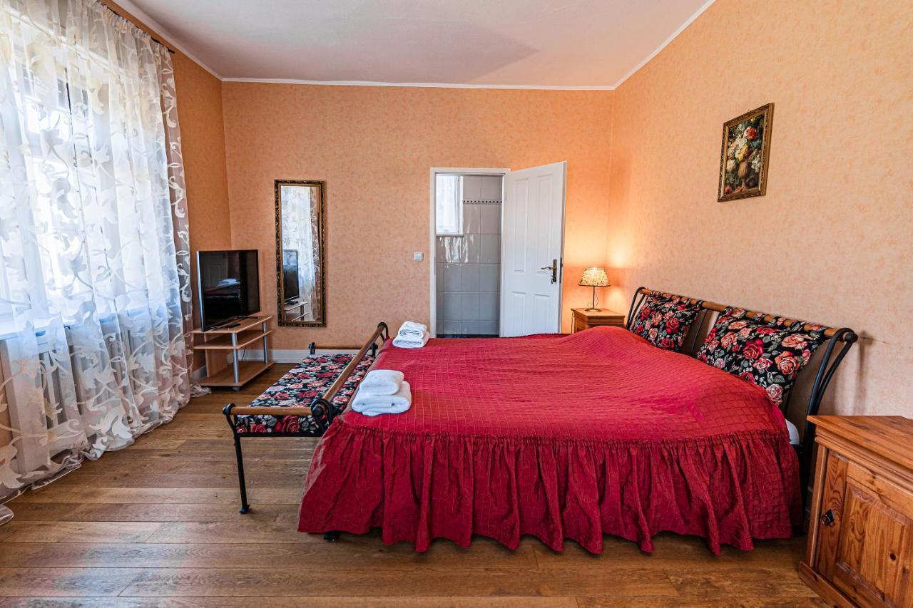 Willa Saar Castle - cozy Mansion near vineyard Serrig Zewnętrze zdjęcie